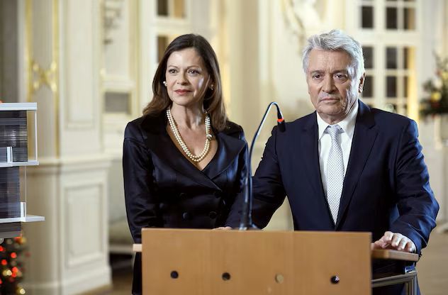 Weihnachten... ohne mich, mein Schatz! : Bild Henry Hübchen, Angela Roy