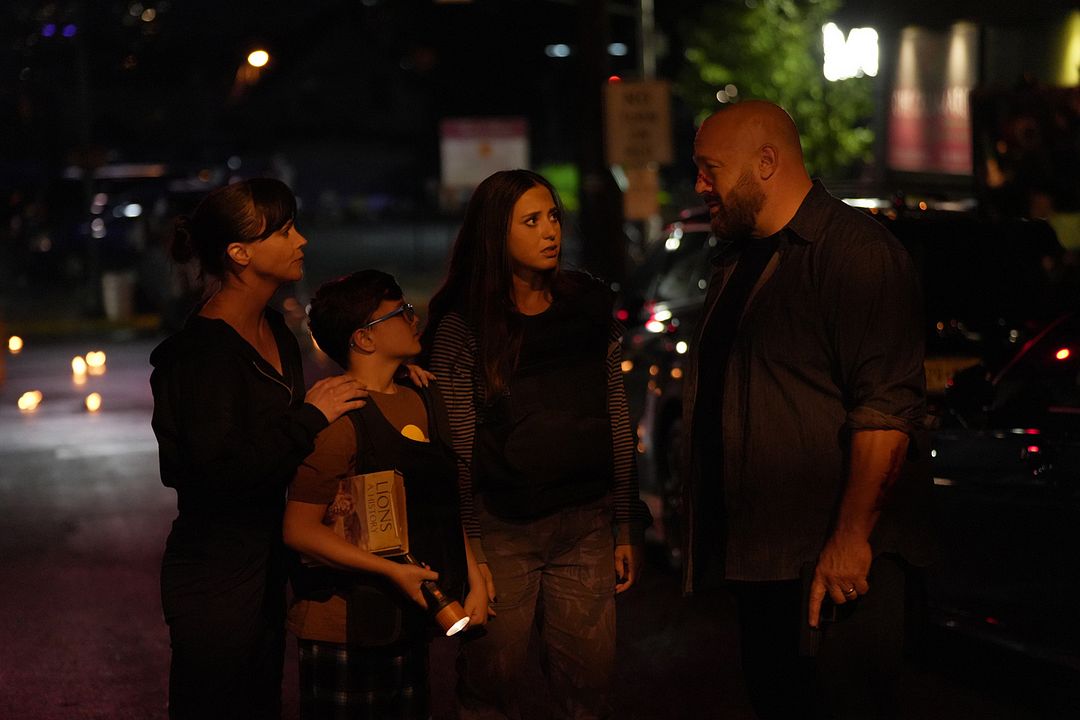 Guns Up : Bild Kevin James, Christina Ricci