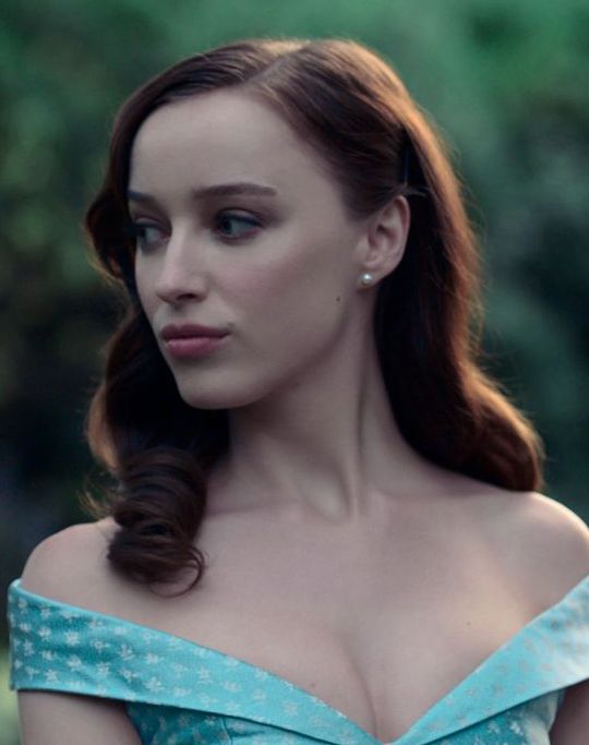 Kinoposter Phoebe Dynevor