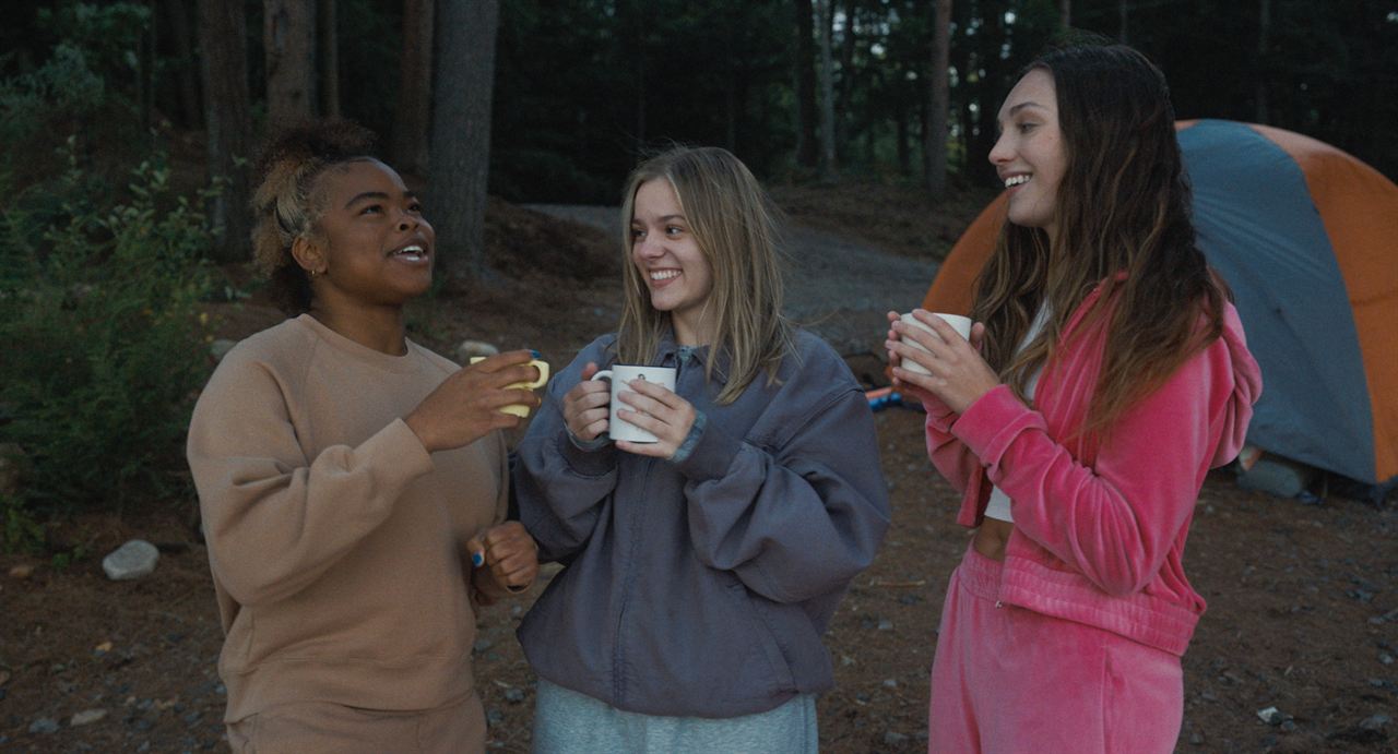 My Old Ass : Bild Kerrice Brooks, Maisy Stella, Maddie Ziegler