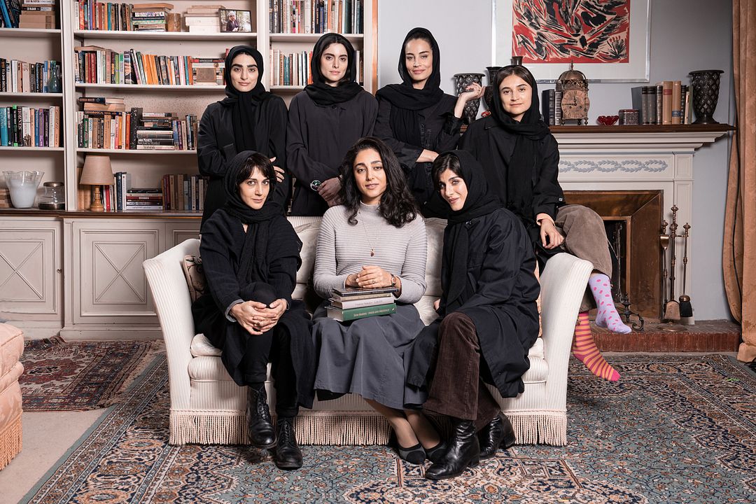Lolita lesen in Teheran : Bild Mina Kavani, Isabella Nefar, Bahar Beihaghi, Lara Wolf, Zar Amir Ebrahimi, Golshifteh Farahani