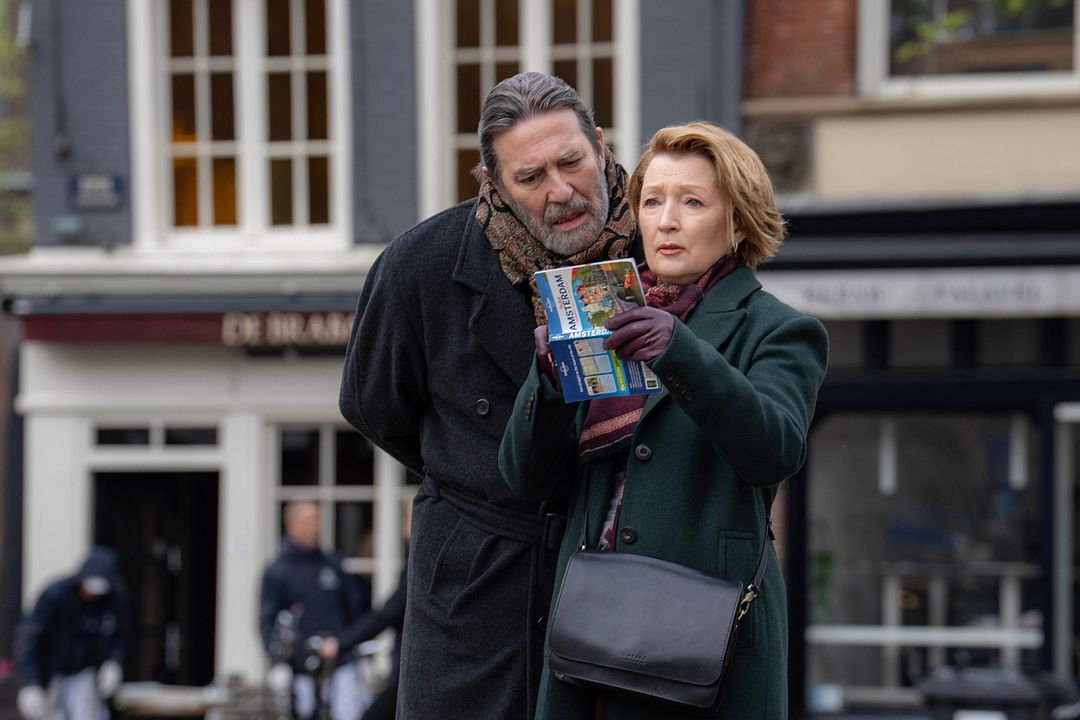 Midwinter Break : Bild Lesley Manville, Ciarán Hinds