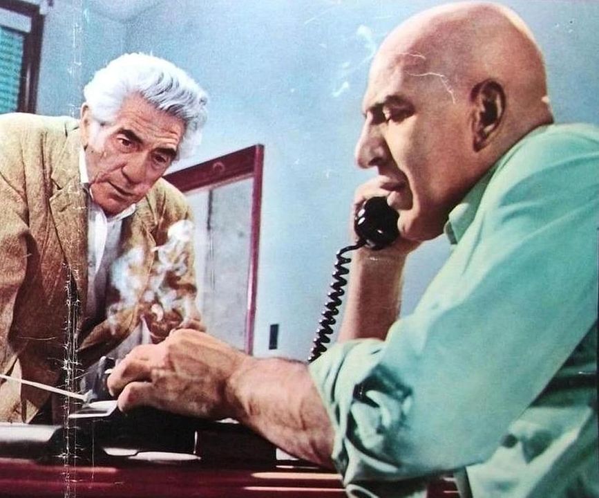 Ein Mann greift zur Waffe : Bild John Marley, Telly Savalas