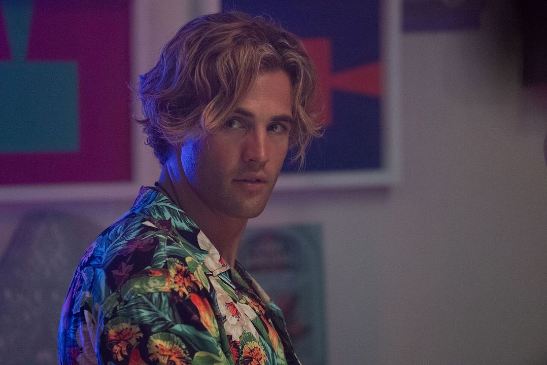 Just Play Dead : Bild Jason Fernandez