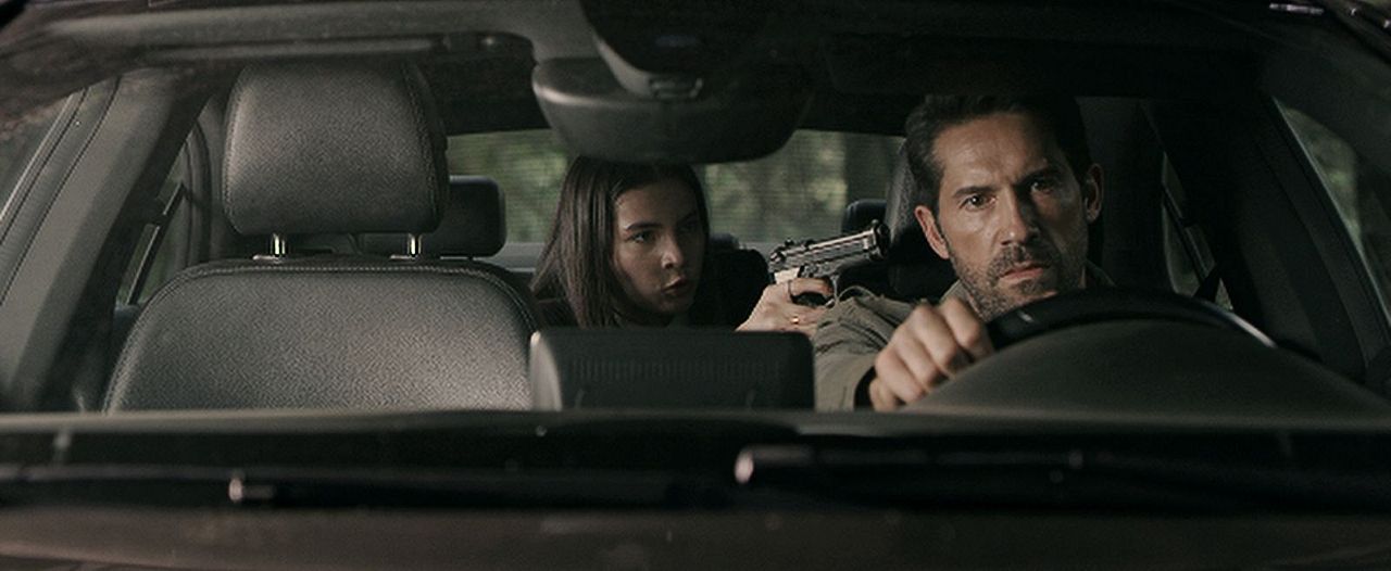 Diablo : Bild Alanna de la Rosa, Scott Adkins