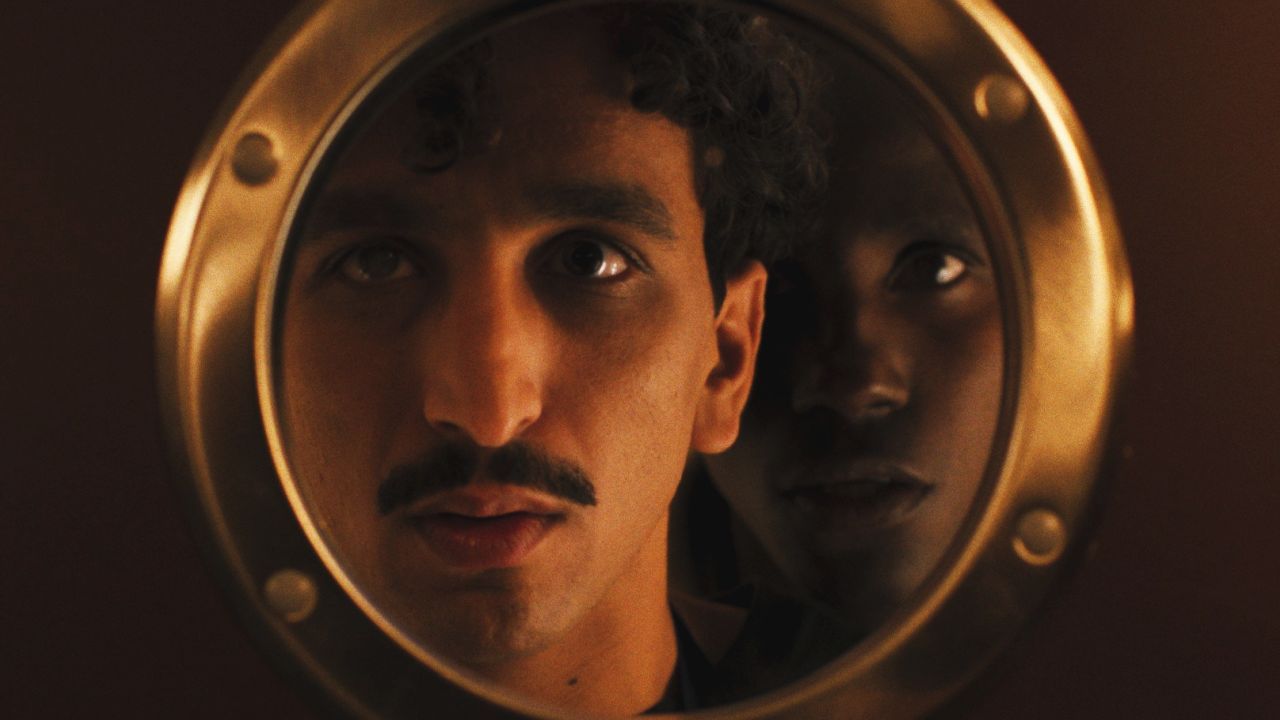 "Darf ich vorstellen? Meine neue Mutter!" Turbulenter deutscher Trailer zu "Couscous und Geheimnisse"