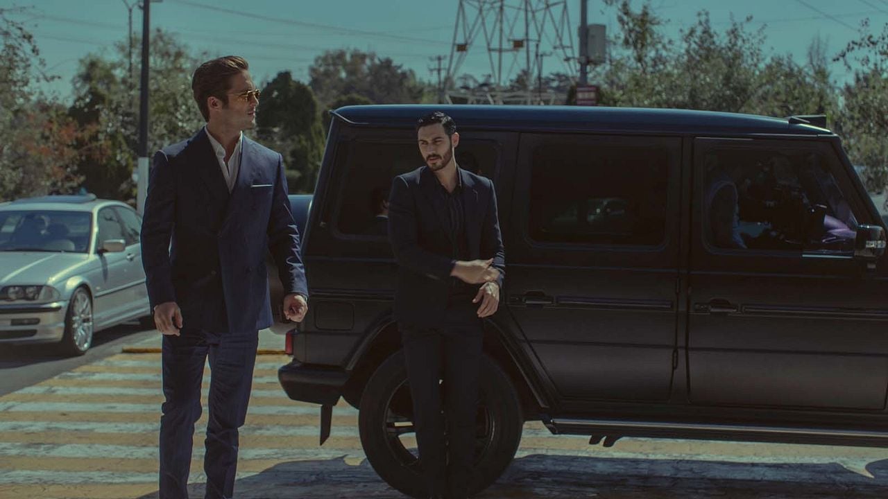 Follow : Bild Diego Boneta, Alejandro Speitzer