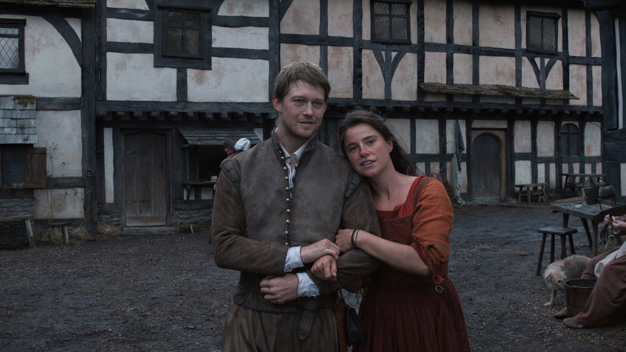 Hamnet : Bild Jessie Buckley, Joe Alwyn