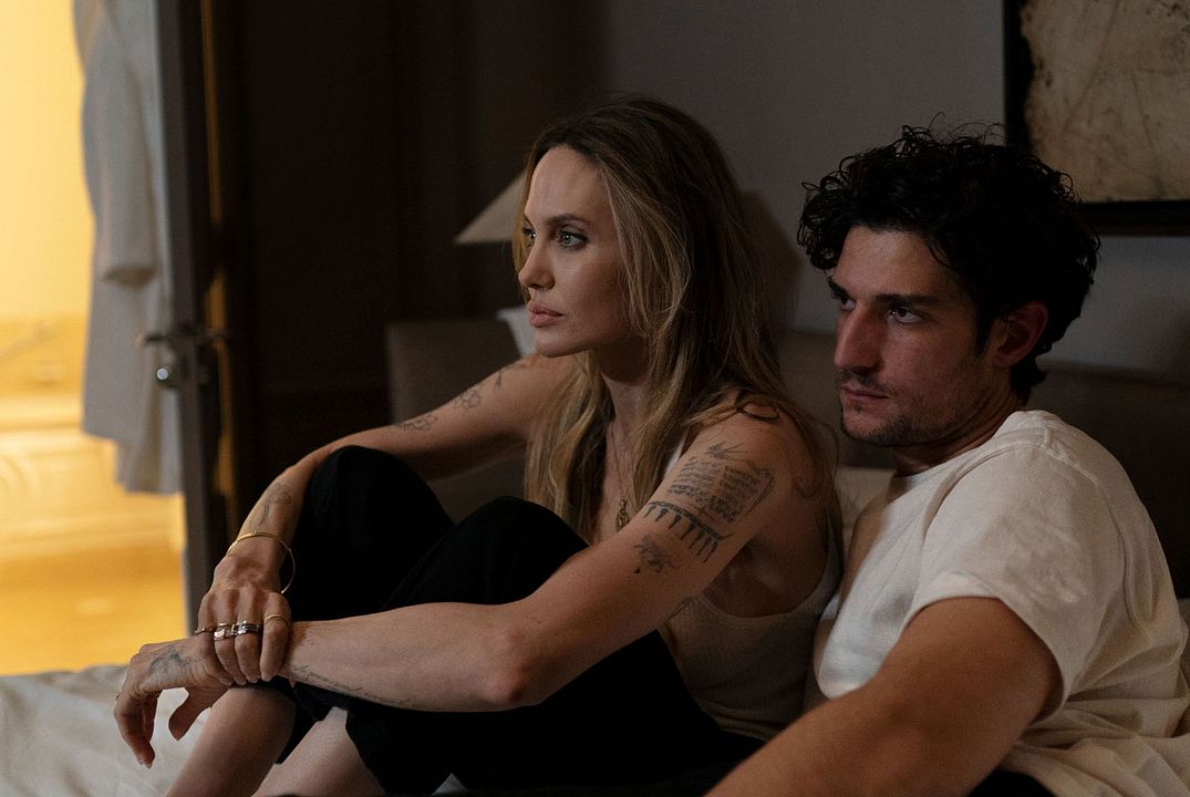 Couture : Bild Louis Garrel, Angelina Jolie