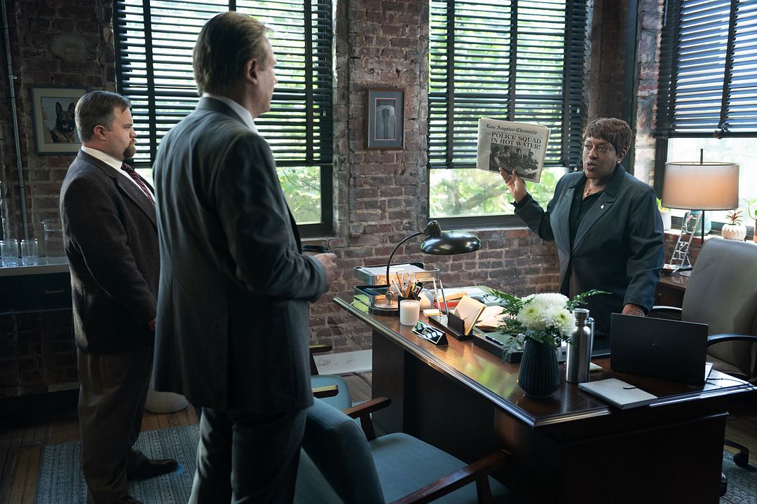 Die nackte Kanone : Bild Liam Neeson, CCH Pounder