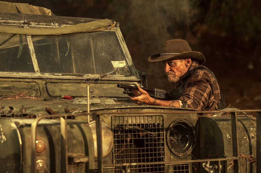 Forgive Us All - Die Apokalypse : Bild Callan Mulvey