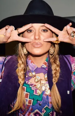 Lainey Wilson: Keepin' Country Cool : Kinoposter