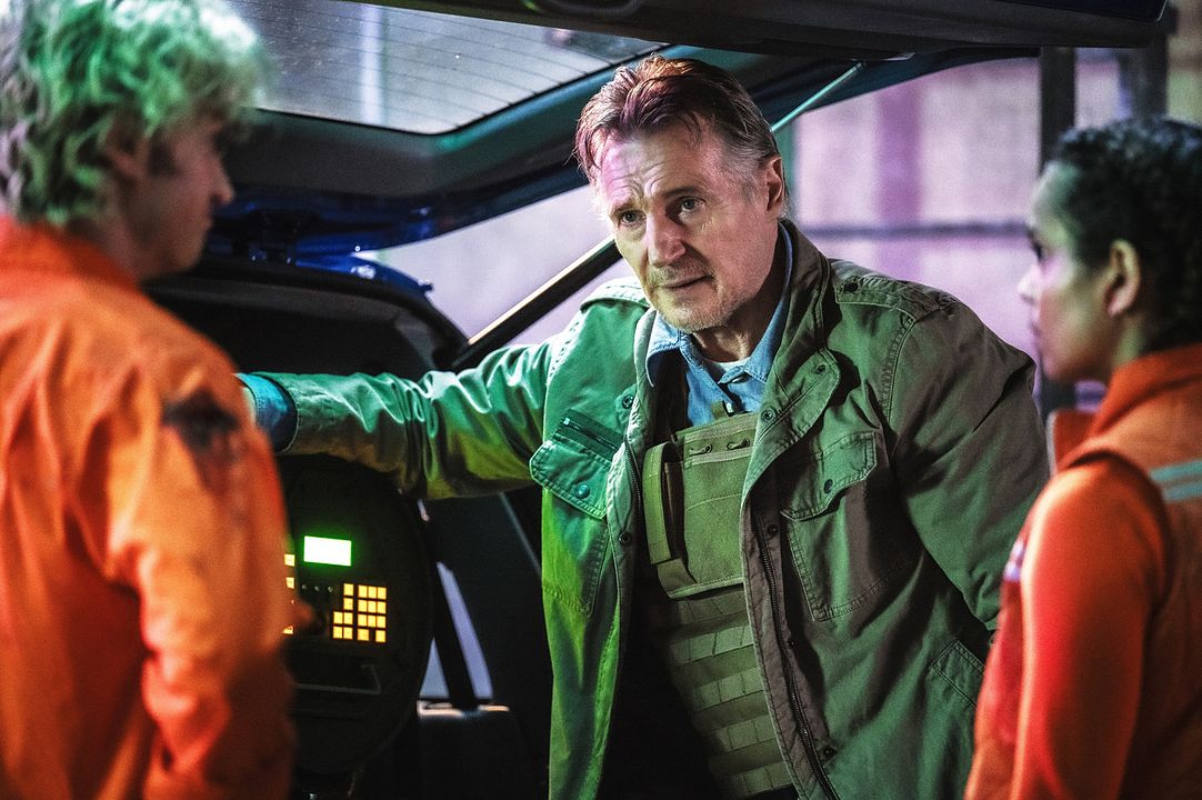 Cold Storage : Bild Liam Neeson, Georgina Campbell, Joe Keery