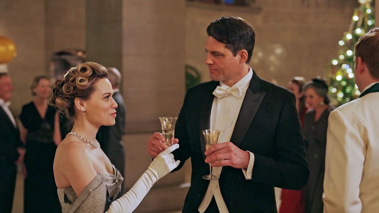 Das Weihnachtswunder von Biltmore : Bild Kristoffer Polaha, Bethany Joy Lenz