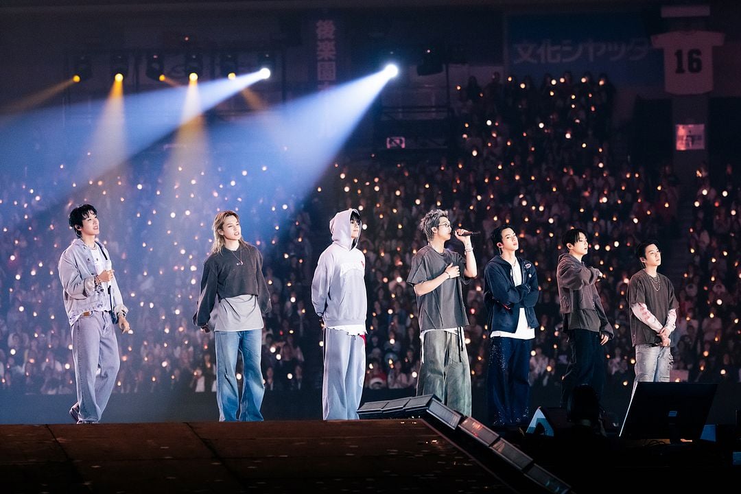 BTS World Tour ‘ARIRANG’ In Busan: Live Viewing : Bild J-Hope, Jungkook, RM, Jin, V, Jimin, Suga, BTS