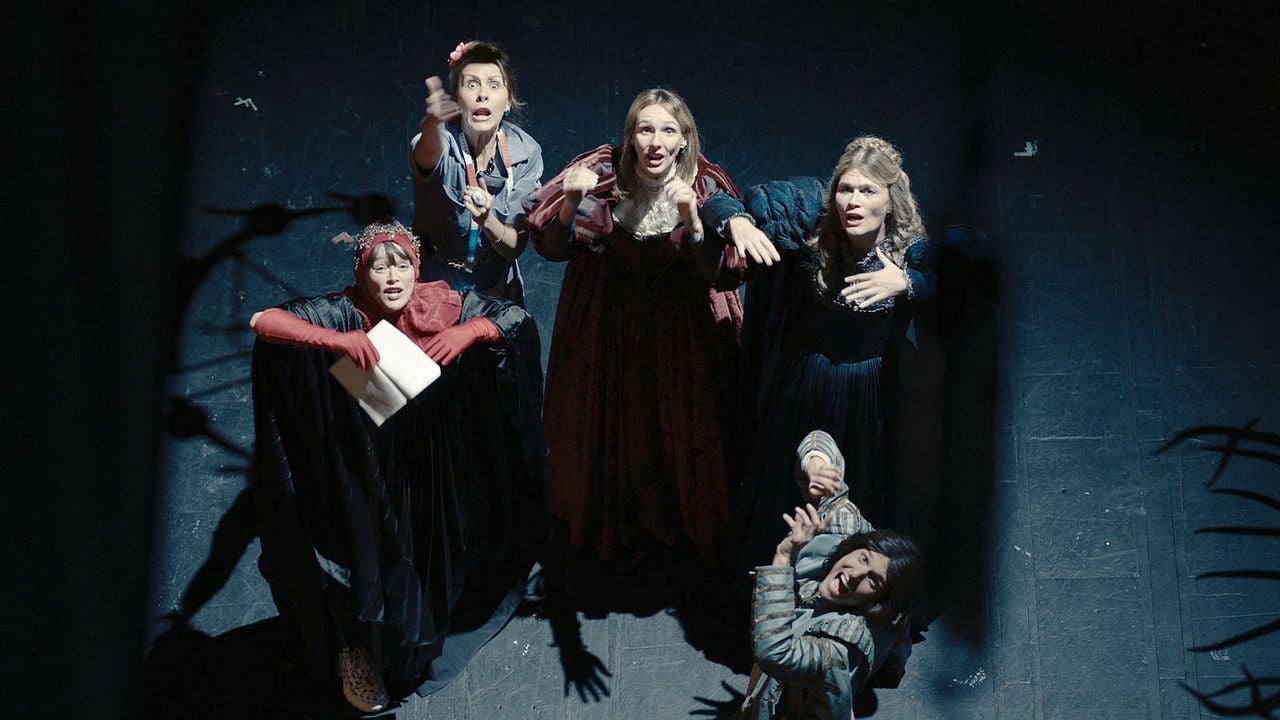 Comédie Française : Bild Marina Hands, Adeline D'Hermy, Julien Frison, Pauline Clément