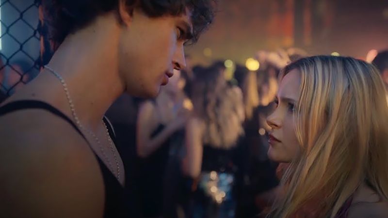 Love Me, Love Me : Bild Mia Jenkins, Pepe Barroso Silva