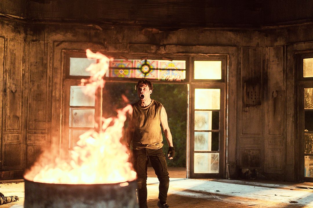 Home Sweet Home: Rebirth : Bild