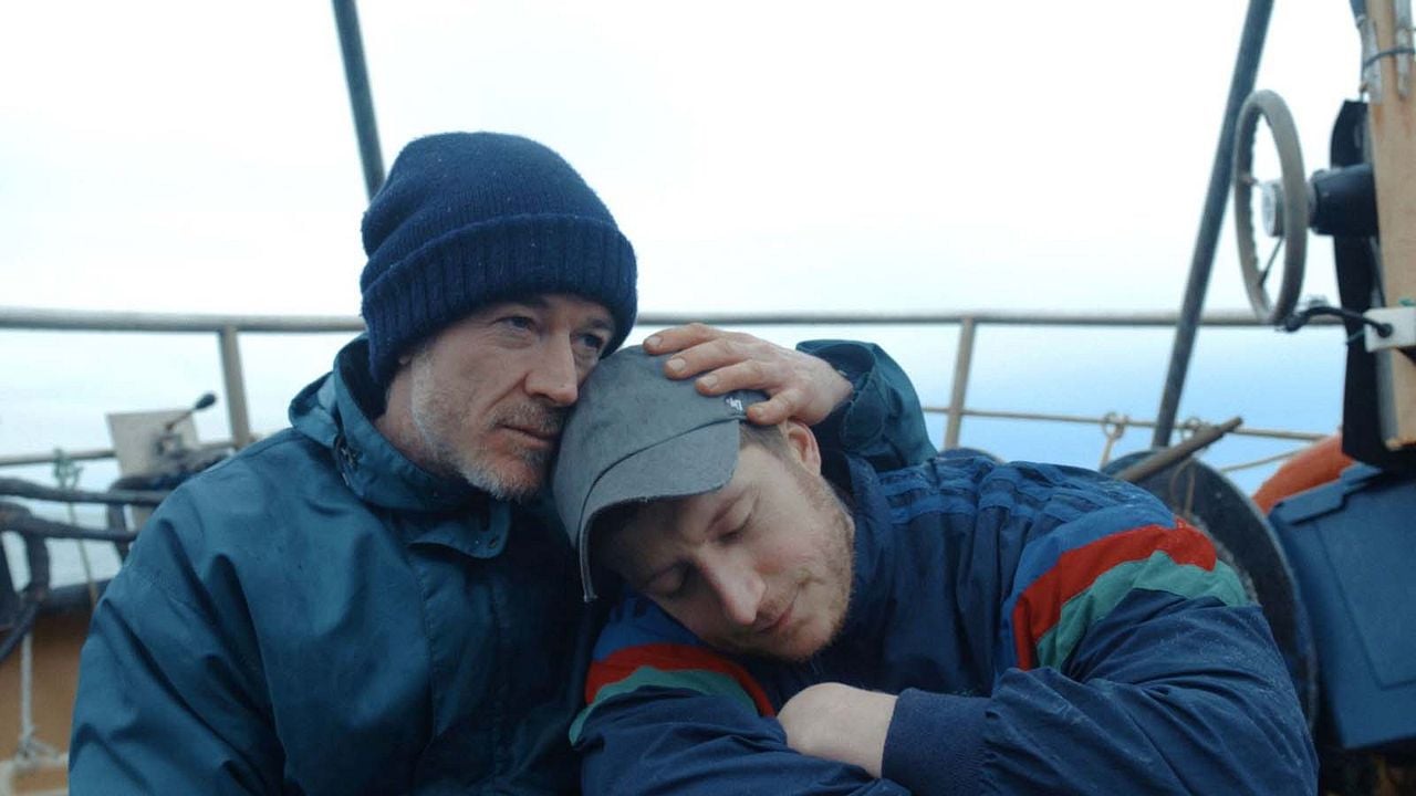 On the Sea : Bild Barry Ward, Lorne MacFadyen