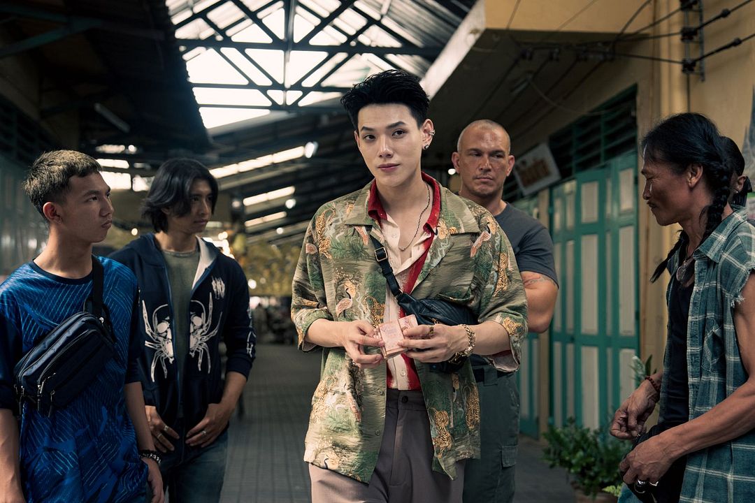 The Debt Collector : Bild Pittaya Saechua, Johnathan Hoffman