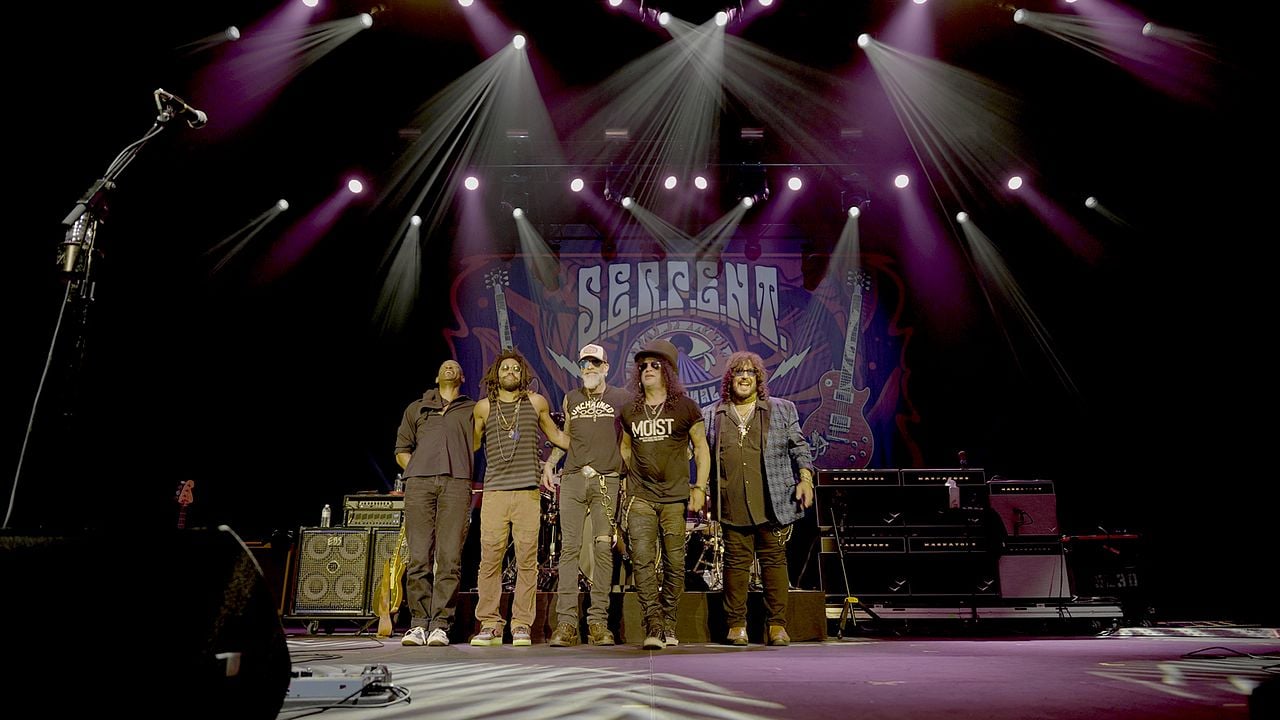 Slash: Live At The S.E.R.P.E.N.T. Festival : Bild Michael Jerome, Teddy “Zigzag” Andreadis, Tash Neal, Slash, Johnny Griparic