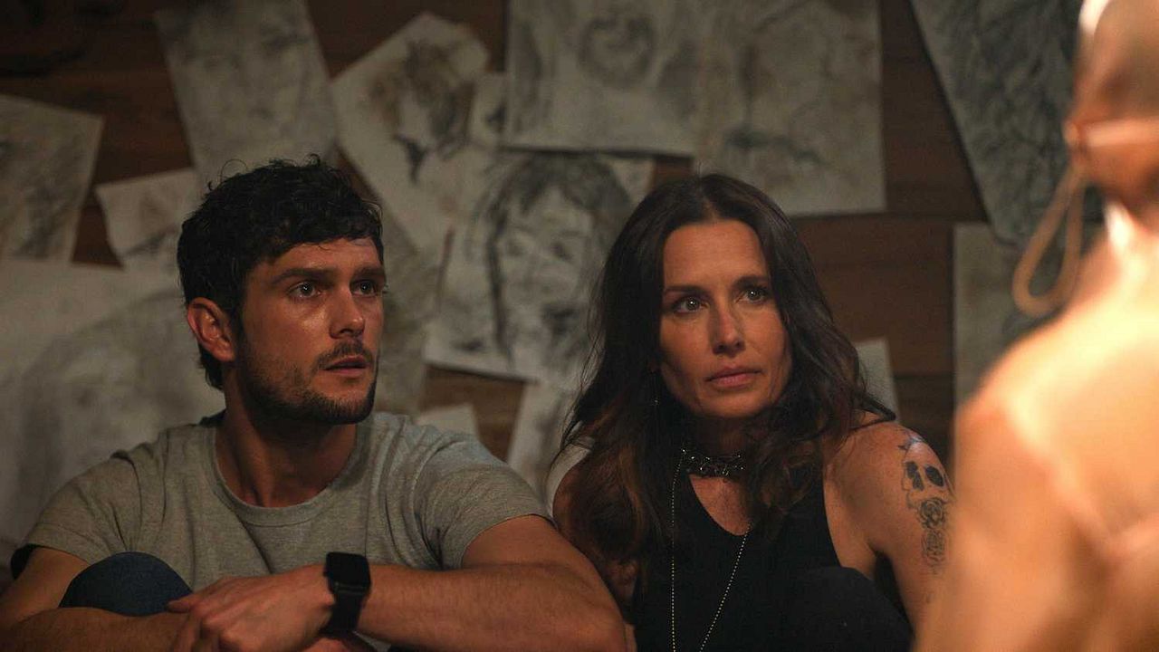 The Other : Bild Shawnee Smith, Dylan McTee