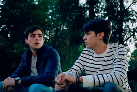 Fine Young Men : Bild