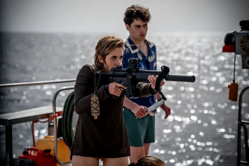 Tides Of Fear : Bild Laura Marano