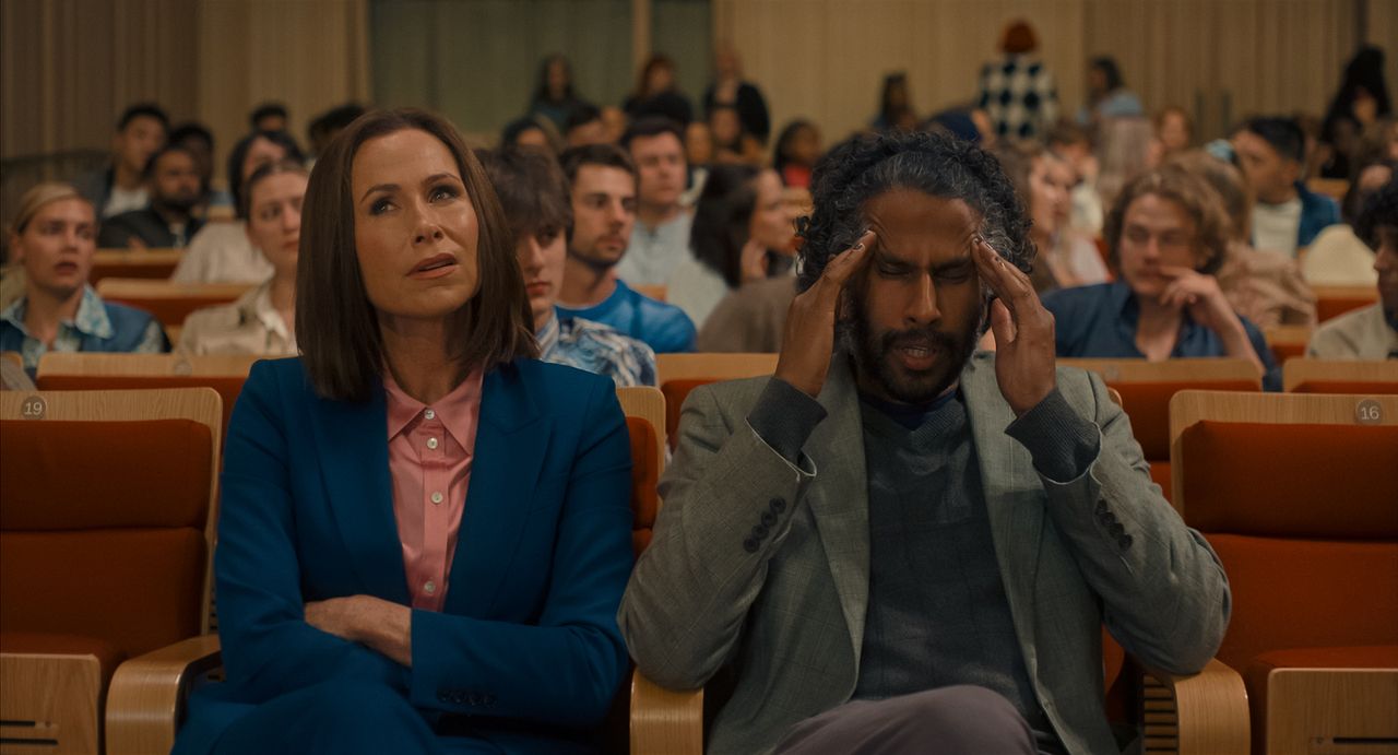 Finding Emily : Bild Minnie Driver, Prasanna Puwanarajah