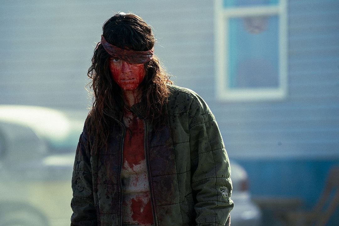 Onslaught : Bild Adria Arjona