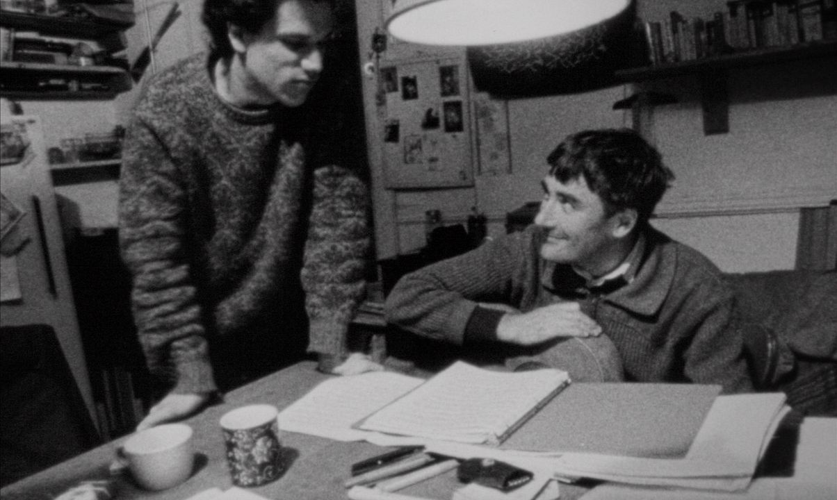 Step Across The Border : Bild