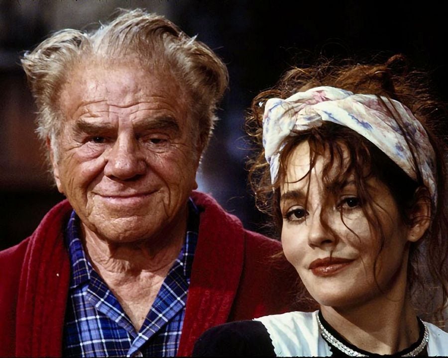 Tanz der Hexen : Bild Lionel Stander, Barbara Carrera