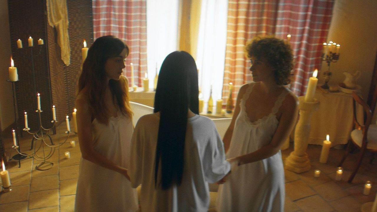 Lily's Ritual : Bild Maggie García, Eve Ryan, Elena Gallardo