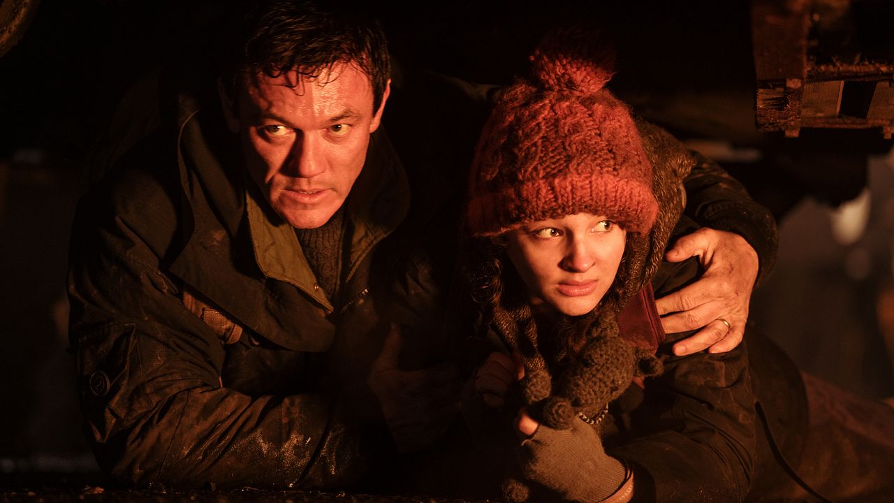 Worldbreaker : Bild Billie Boullet, Luke Evans