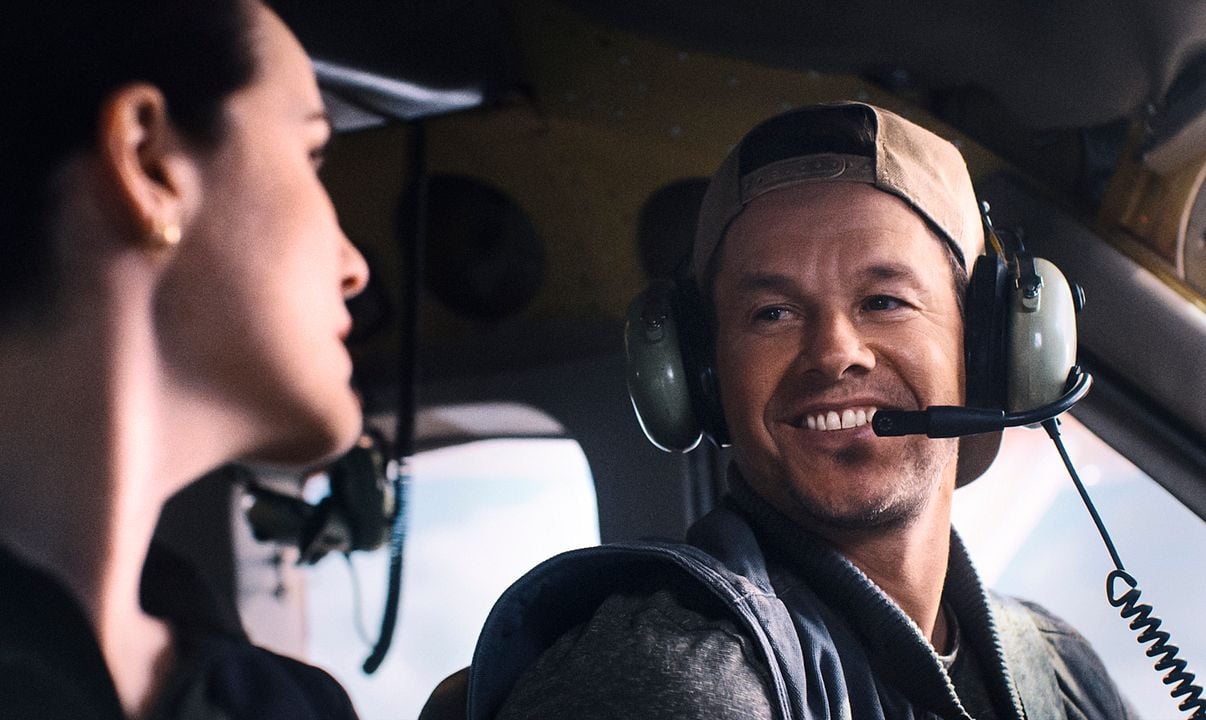 Flight Risk : Bild Michelle Dockery, Mark Wahlberg