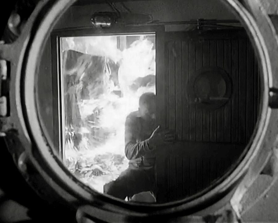 S.O.S. - Morro Castle : Bild