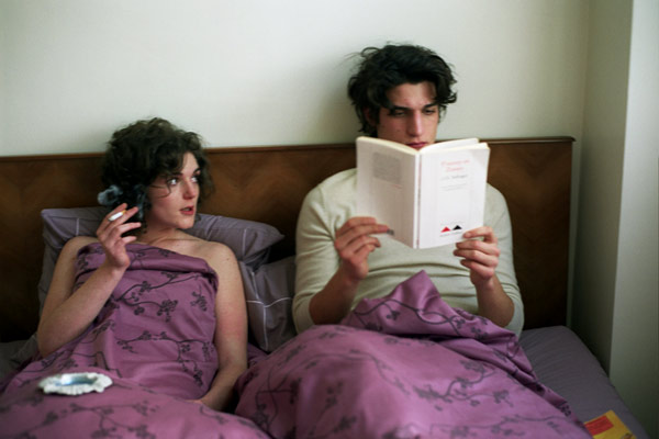 Dans Paris : Bild Louis Garrel, Alice Butaud