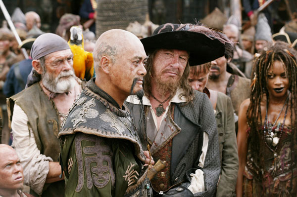 Pirates Of The Caribbean - Am Ende der Welt : Bild Chow Yun-Fat, Geoffrey Rush, Naomie Harris