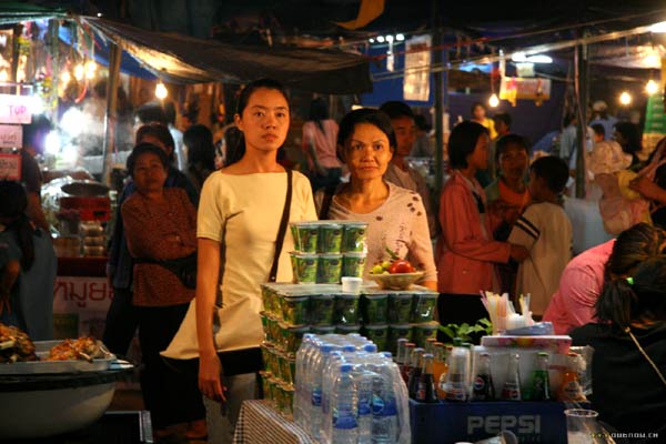 Syndromes and a Century : Bild Apichatpong Weerasethakul