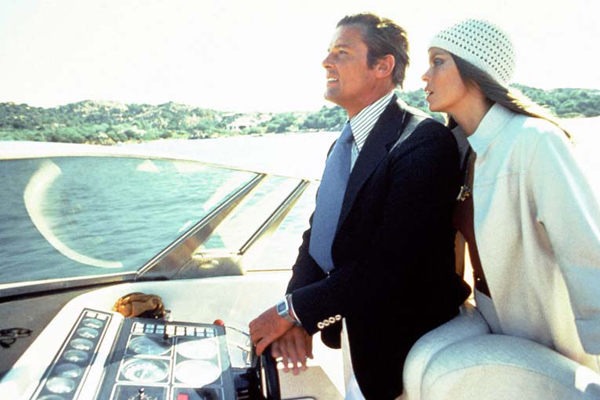 James Bond 007 - Der Spion, der mich liebte : Bild Lewis Gilbert, Roger Moore, Barbara Bach