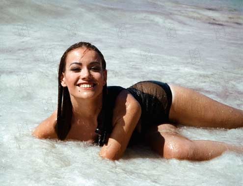 James Bond 007 - Feuerball : Bild Terence Young, Claudine Auger