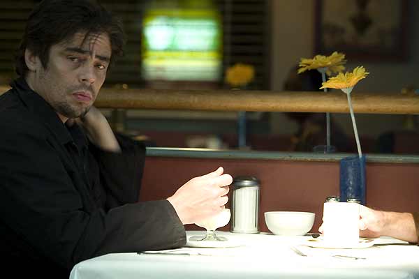Eine neue Chance : Bild Benicio Del Toro
