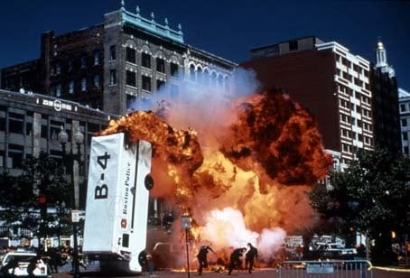 Explosiv - Blown Away : Bild Stephen Hopkins