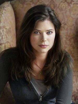 Kinoposter Peyton List (I)