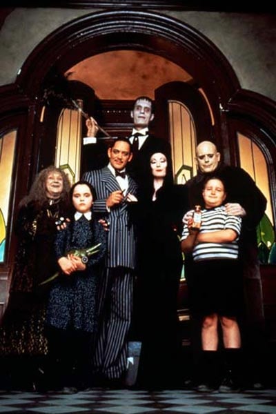 Die Addams Family : Bild Judith Malina, Carel Struycken, Christopher Lloyd, Jimmy Workman, Raúl Julia, Anjelica Huston, Christina Ricci