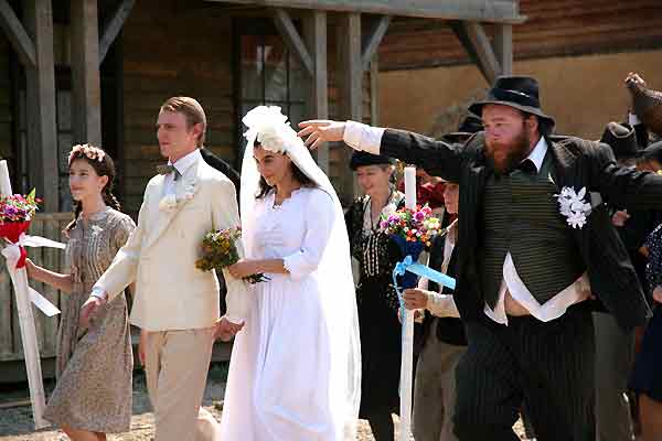 Stille Hochzeit - Zum Teufel mit Stalin : Bild Horatiu Malaele