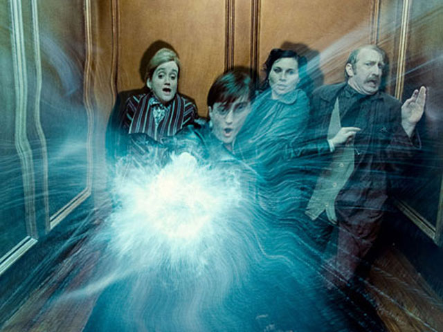Harry Potter und die Heiligtümer des Todes - Teil 1 : Bild Daniel Radcliffe, Emma Watson
