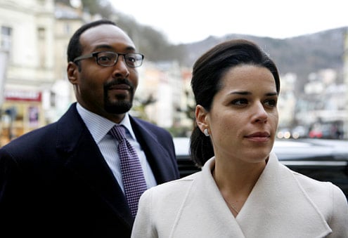 Bild Jesse L. Martin, Neve Campbell