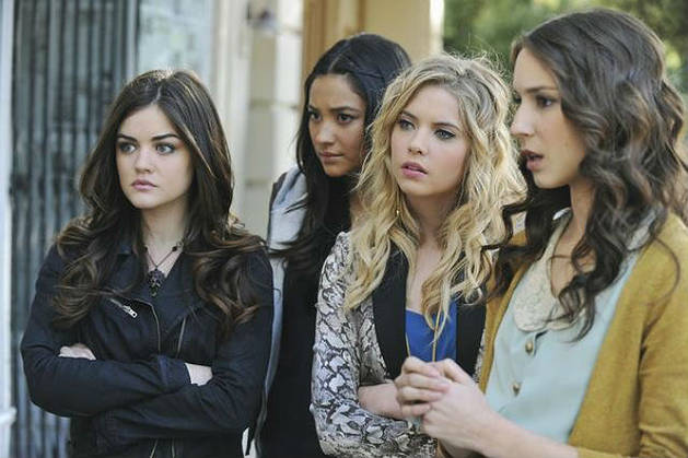 Pretty Little Liars : Bild Shay Mitchell, Ashley Benson, Troian Bellisario, Lucy Hale