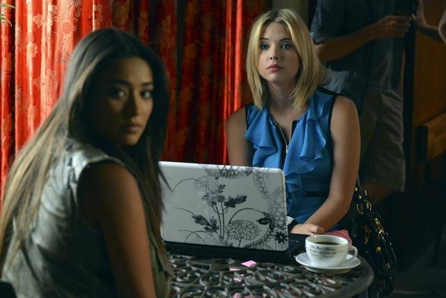 Pretty Little Liars : Bild Ashley Benson, Shay Mitchell